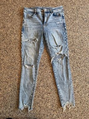 American Eagle Outfitters Light Blue Ripped Skinny Jeans
